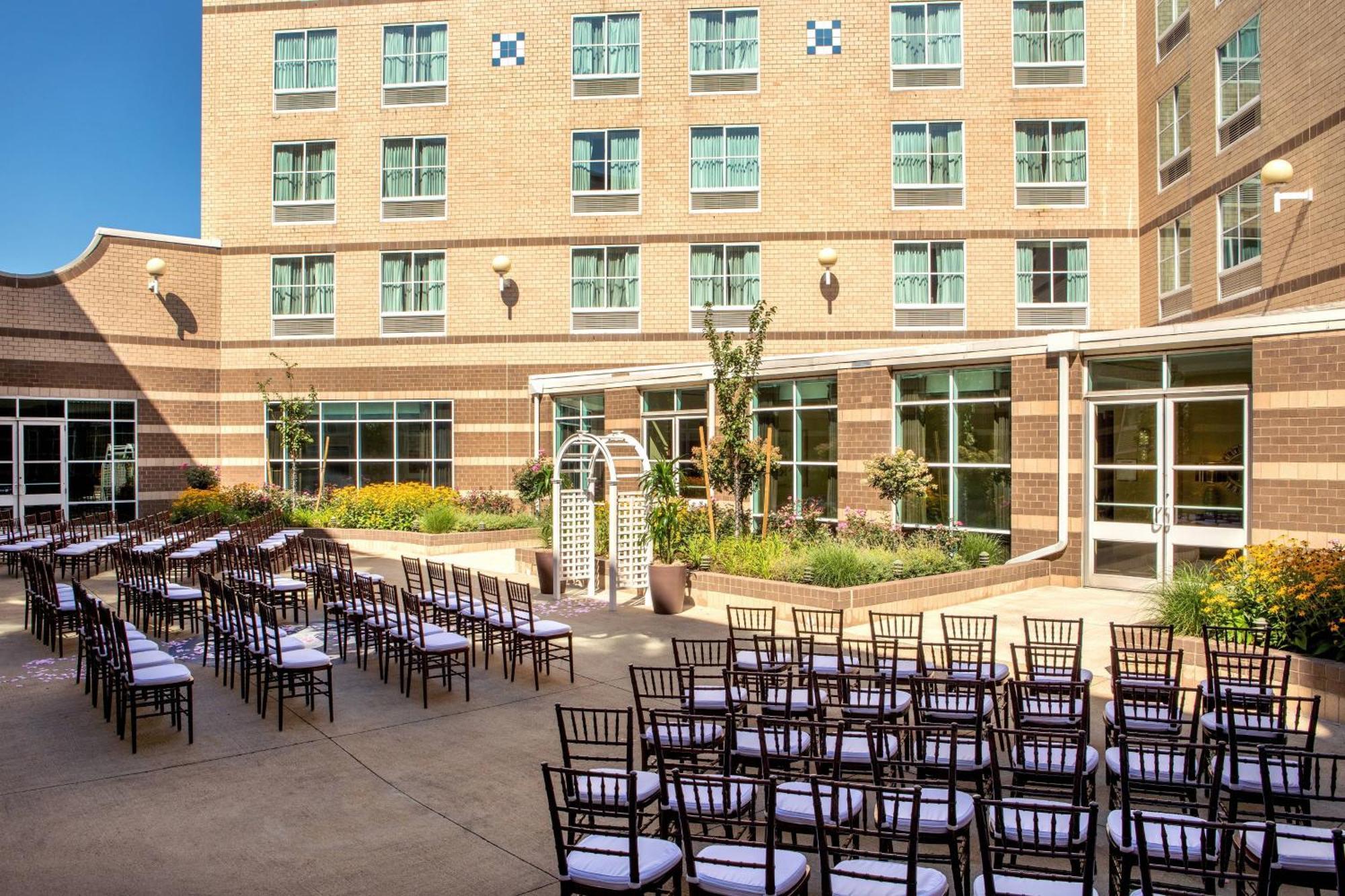 Sheraton Boston 3*