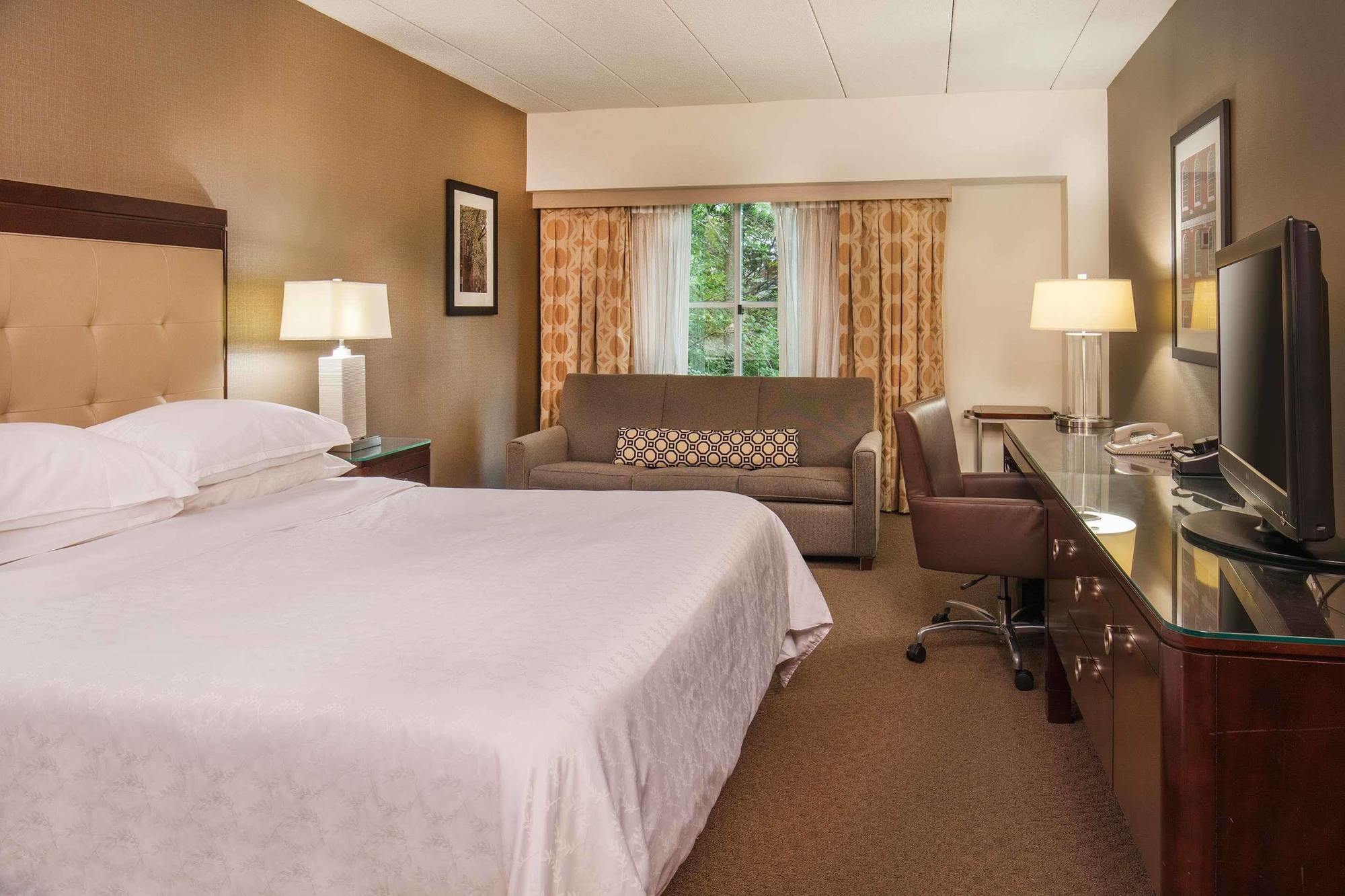 Sheraton Boston 3* Needham